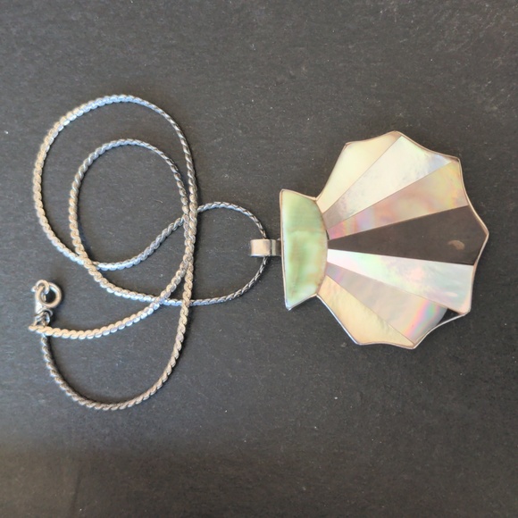 Vintage handmade sterling silver pendant. - Picture 2 of 7